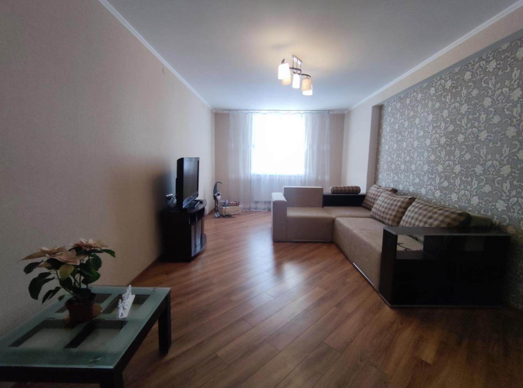 2-Х Кімн Квартира В Новобудові Ternopil Bagian luar foto